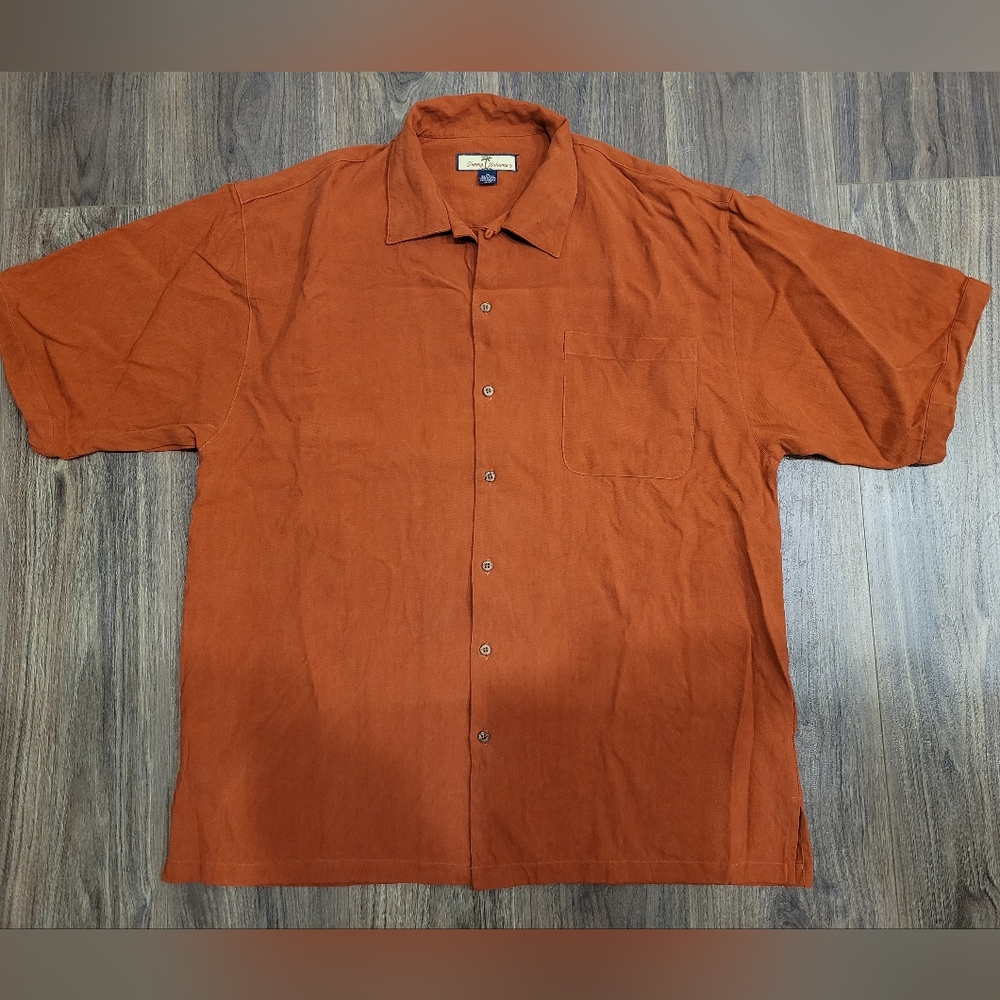 (9)  Tommy Bahama Button Down Silk Shirt